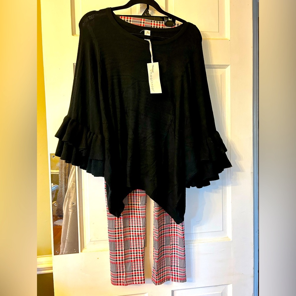 NWT- Super Cute Fall/Winter Outfit